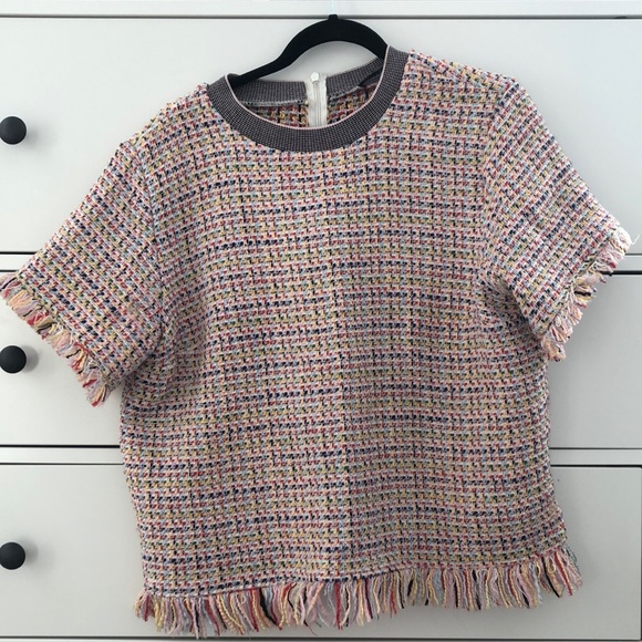 Zara woven top with fringe details. Size large - Picture 1 of 3